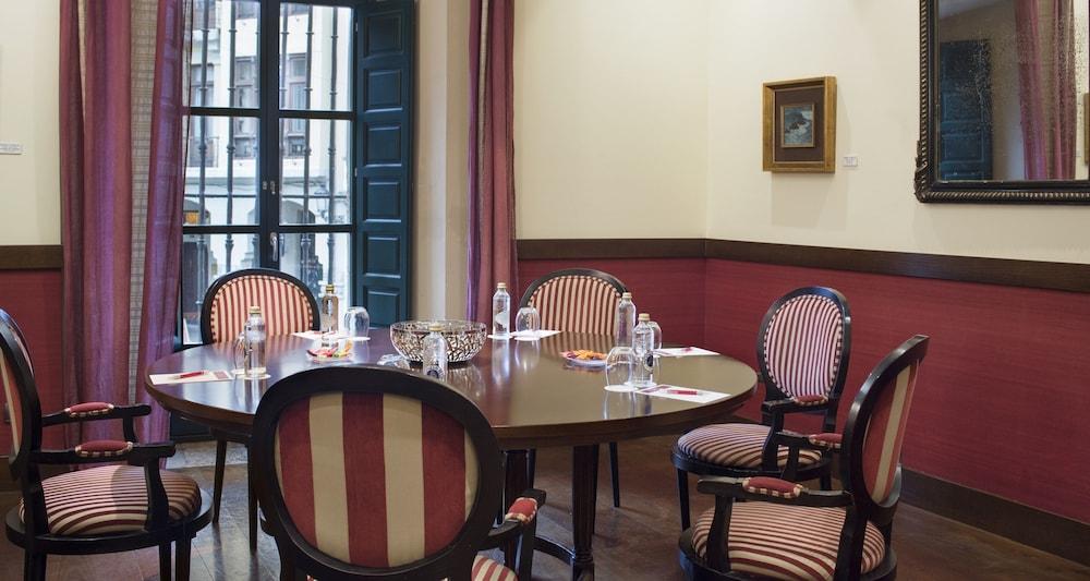 Palacio De Affiliated By Melia 5*
